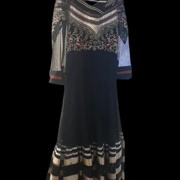 Reception Anarkali - Picture 3 of 6